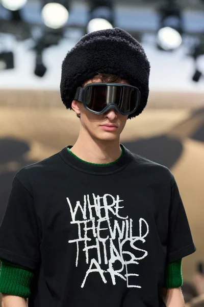 Look 54
